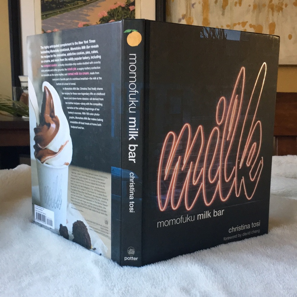 EUC Momofuku Milk Bar by Christina Tosi Cookbook Recipe CookbBook